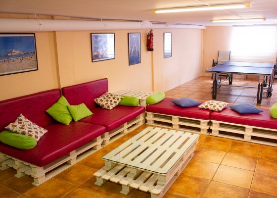 Salón de juegos, relax, Tv, ping pong, billar, diana de dardos ...
