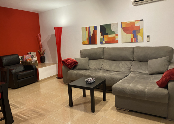 Amplio salón comedor 